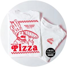 Retro NYC Pizza Restaurant Shirt 🍕 Design featuring stylized text and artwork of a Pizzaiolo Chef, proudly displaying the year 1905 - the birth year of New York-style pizza.  This artistic piece combines vintage charm with modern flair, celebrating the rich history of a beloved culinary tradition.  Perfect for pizza lovers and history buffs alike, this shirt adds a touch of nostalgia and style to any wardrobe. Each shirt comes with a free wooden pin-badge of the design. The pin is also availabl Restaurant Shirt Design, Food Shirt Design, Retro Tshirt Design, Retro Nyc, Pizza T Shirt, Nyc Pizza, Retro Shirt Design, Pizza Design, Aesthetic Sweatshirt