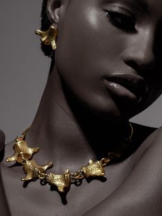 Give your simple studs a day off and try this bold pair instead. Handcrafted by Jiamini’s artisans in Kenya from responsibly sourced gold-plated brass, they’re shaped to resemble vertebrae—a prominent theme of the brand’s Mung’ung’uti collection, meaning ‘spine’ in Swahili. However you choose to style them, they’re bound to be a conversation starter. - Pin and butterfly fastening- 18k gold-plated brass- Handcrafted from responsibly sourced materials by female artisans, breathing new life into ge Vertebrae Art, Fruit Jewellery, Spine Vertebrae, Afro Jewelry, Romantic Essence, African Luxury, Simple Studs, Fruit Jewelry, Golden Jewelry