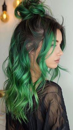 25 Green Ombre Hair Ideas to Elevate Your 2024 Look Vivid Hair Color, Ombre Hair Color, Tone Hair, Green Ombre