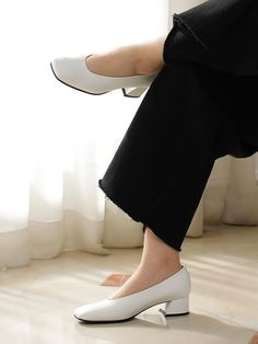 - Square toe- Mid heel- Non-slip outsoleMeasurements- Heel: 1.5- Size: KR225(US5.5)-KR250(US8)- This item is based on the KR shoe size. Please refer to the size chart.- This item runs true to size. For wide feet, please oder half size larger than your normal size.Composition & Care- Lambskin, Pigskin liningDesigner- Made in Korea- by Byeuuns- Style#: 300880526 Flat Heel Court Shoes With Contrasting Heel For Work, Round Toe Court Shoes With Padded Heel For Office, Padded Heel Round Toe Court Shoes For Office, Classic Flat Leather Shoes With Contrasting Heel, Classic Leather Shoes With Contrasting Flat Heel, Classic Leather Shoes With Contrasting Heel Counter, Branded Heel Counter Court Shoes With Medium Width, Court Shoes With Square Toe And Leather Sole, Court Shoes With Leather Sole And Square Toe