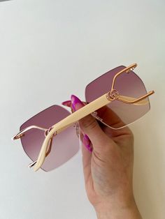 Brand new Gucci GG1562S 004 Rimless Oversized Sunglasses. 100% UVA/UVB protected. Gold frame with tinted pink gradient gradient lens. Size 62-17-140. Comes with Gucci jewel toned case, cloth, satin pouch, and authenticity card.100% authentic. Made in Japan. Retail price $650. Gucci Pink Sunglasses With Tinted Lenses, Chic Pink Gucci Sunglasses, Gucci Pink Tinted Sunglasses, Gucci Luxury Multicolor Sunglasses, Gucci Gold Sunglasses With Gradient Lenses, Men's Eyeglasses, Oversized Sunglasses, Seychelles, Jewel Tones