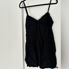 Perfect For Summer. True To Size And A Light Fabrication. Elegant Cotton Dress For Night, Elegant Night Cotton Dresses, Cotton Summer Night Dresses, Summer Night Cotton Dresses, Cotton Summer Dresses For Night, Chic Black Slip Dress For Sleep, Black Spring Slip Dress For Sleep, Black Sleeveless Slip Dress For Sleep, Black Slip Dress For Summer Daywear