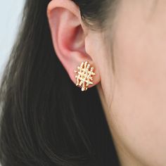 Material: 18K gold plated on brass, color not easily tarnish, lead nickel free Size: 18.5x16.5mm, loop size 1.2mm approx. Color: gold  Quantity: 10pcs This listing is for ear backs to match: https://www.etsy.com/shop/Nbeads?ref=seller-platform-mcnav&search_query=ear+back More gold findings here: https://www.etsy.com/shop/Nbeads?ref=seller-platform-mcnav&search_query=gold+plated Nickel-free Yellow Gold Plated Plug Earrings, Nickel-free Yellow Gold-plated Plug Earrings, Nickel-free Yellow Gold Plated Clip-on Earrings, Gold Plated Yellow Gold Clip-on Earrings Nickel Free, Brass Material, Real Gold, Jewelry Supplies, Silver Gold, Gold Color