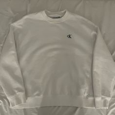 Brand New Never Worn! White Oversize Calvinklein Sweatshirt. It's Xs In Men's So Runs Pretty Big #Oversize #White #Sweatshirt #Brandnew #Calvinklein Calvin Klein Spring Tops For Everyday Wear, Calvin Klein Crew Neck Sweatshirt With Ribbed Cuffs, Calvin Klein Sporty Sweatshirt With Ribbed Cuffs, Calvin Klein Relaxed Fit Sweatshirt For Fall, Calvin Klein Sweatshirt With Ribbed Cuffs For Streetwear, Calvin Klein Winter Sweatshirt With Ribbed Cuffs, Calvin Klein Crew Neck Tops For Loungewear, Calvin Klein Relaxed Fit Winter Top, Calvin Klein Relaxed Fit Tops For Winter