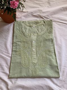 Tunic Kurta Woman’s Top Long Sleeve Hand Embroidered 100% Cotton Paisley Design Casual Cotton Blouse For Eid, Summer Casual Straight Kurta Blouse, Casual Green Straight Kurta Top, Festive Casual Cotton Blouse, Casual Cotton Tops For Eid, Casual Spring Straight Kurta, Traditional Short Sleeve Kurta With Floral Embroidery, Green Bohemian Kurta With Chikankari Embroidery, Bohemian Green Kurta With Chikankari Embroidery