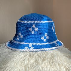 Blue and White Flower Crochet Trendy Bucket Hat, Hand Knit Cotton Unique Bucket Hat - Etsy Denmark Blue Crochet Bucket Hat, White Flower Crochet, Crochet Trendy, Bucket Hat For Men, Crochet Mens Hat, Blue Bucket Hat, Mens Bucket Hats, Crochet Bucket, Crochet Bucket Hat