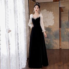 Elegant long black formal dress long sleeved adl118. Click to shop now. Free stable shipping world-wide! Black Formal Dress Long, Long Black Formal Dress, Bling Prom Dresses, Long Black Dress Formal, Formal Dress Long, Dresses Elegant Long, Vintage Shift Dress, Chic Bridesmaid Dresses, Black Formal Dress