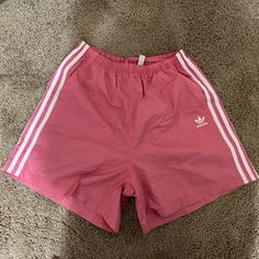 Gym Shorts For Women, Women Windbreaker, Shorts Adidas, Adidas Pink, Adidas Shorts, Pinkie Pie, Style Pink, Shorts For Women, Pink Adidas