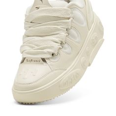 Every Moment Matters When It Comes To Picking The Perfect Pair To Complete Your Fit – The Lafrancé Moment, That Is. This Earth Tone Edition Of Lamelo Ball’S First-Ever Puma Hoops Lifestyle Sneaker Adds Cream And Brown Notes To The Lafrancé’S Exaggerated Proportions. Featuring A Chunky, Street-Inspired Silhouette And Iconic Graphics That Lean Into Y2K’S Extreme Aesthetics, The Lafrancé Moment Is A Perfect Expression Of Melo’S 1 Of 1 Style. Details Leather, Textile And Synthetic Upperoverlapping U Sneakers With Big Laces, Best Chunky Sneakers, Shoes With Thick Laces, Puma Chunky Sneakers, Big Laces Shoes, Cute Chunky Sneakers, Shoes With Big Laces, Chunky Shoes Aesthetic, Thick Sneakers