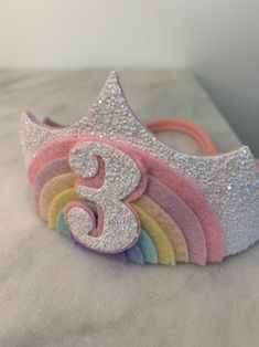 Rainbow Tiara, Birthday Crown, Cake Smash Crown, Princess Birthday, Princess Crown, Glitter Crown, 1st, 2nd, 3rd, 4th, 5th, 6th, 7th - Etsy Türkiye Plastic Tiara, White Tiara, Handmade Tiara, Felt Rainbow, Handmade Tiaras, Crown Photos, Baby Crown, Felt Crown, Smash Cake Boy