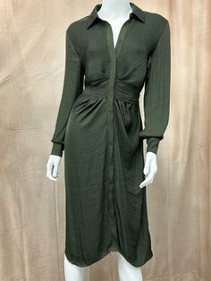 WOMENS NEW W/DEFECT STEVE MADDEN BB DAKATO GREEN DRESS SIZE MEDIUM #SteveMadden #PartyCocktail #M #LongSleeve #Midi #MIDIBUTTONFRONT #Regular Shorts Dress, H&m Fashion, Clothing Pants, Fashion Deals, Follow Instagram, Photography Beautiful, Dress Picture, Ladies Fashion, Summer Looks