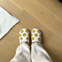 Spread Cheer With Every Step 🥰 Introducing our Mini Happy Face Slides Slippers, where comfort meets happiness in every stride. Designed to brighten your day with multiple small yellow happy faces, these slippers are the perfect choice to bring smiles wherever you go. Best Ladies House Slippers Add a touch of sunshine to your footwear collection with our Mini Happy Face Slides. Each step is a celebration with multiple small happy faces adorning the plush surface, bringing joy for everyone. Get r Slides Slippers, Happy Faces, Matisse Prints, Slide Slippers, Black And White Prints, Footwear Collection, Tote Bag Purse, Abstract Art Prints, Slipper Shoes