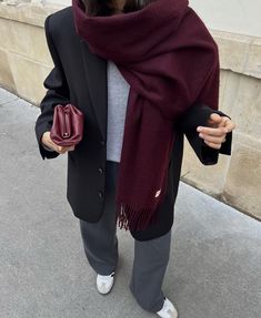 Red Scarf Outfit, Burgundy Outfit, Scarf Outfit, Cute Winter Outfits, Interview Outfit, 가을 패션, Autumn Outfit, Professional Outfits