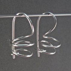 Sterling-silver-spiral-earrings-small Wire Clasps, Juicy Jewelry, Silver Wire Jewelry, Wire Jewelry Rings, Wire Jewellery, Wrap Earrings, Jewelry Knots, Wire Jewelry Designs, Spiral Earrings