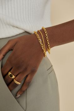 Jewellery Photography Inspiration, Jewelry Photography Styling, Gold Bracelets, Jewelry Model