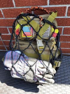 Paracord Weaving, 1000 Lifehacks, Survival Backpack, Backpack Patches, Backpack Set, Hiking Essentials, Broken Zipper