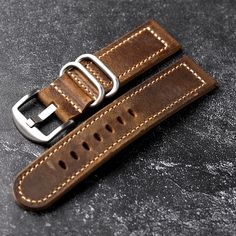 Handmade Head Layer Cowhide Watch Watchband  20 22 24MM Dark Brown Soft Men's Thickened Vintage Brown Watch Strap, Retro Style Men, Brown Watches, Leather Silver, Watch Strap, Vintage Watches, Fashion Bracelets, Cowhide Leather, Bracelets For Men