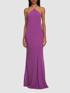 Self-tie halter neck closure. Low cut back. Model is wearing a size40 Silk Georgette Dress, Maxi Slip Dress, Lilac Dress, Satin Maxi, Pink Maxi Dress, Shearling Jacket, Black Maxi Dress, Purple Dress, Yellow Dress