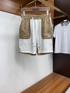 Bermuda Cargo, Mens Luxury Fashion, Men Street, Short Set, Korean Outfits, Mens Summer, Short Pants, Short Sets, Gowns Dresses