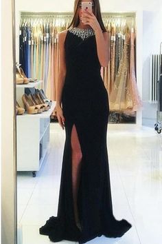 Este vestido puede ser hecho a medida, no hay ningún costo adicional para personalizar el tamaño y el color Sell Dresses, Cheap Evening Dresses, Black Prom Dress, Backless Prom Dresses, Black Prom, Popular Dresses, Black Evening Dresses, Prom Outfits, High Quality Dress