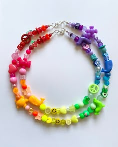 🍧🌈Rainbow Sherbet Necklace🌈🍧 FREE SHIPPING You will receive one necklace like those similar to pictures. Bead pattern will be a rainbow of color. Made to order and beaded by me with luvvv <3 Strung on strong cord with a mixture of bright, random, and fun beads similar to picture. Lobster clasp closure. Each necklace is unique and no necklace looks exactly alike. Rainbow Jewelry Necklaces, Retro Beaded Necklace, Bright Color Jewelry, Pride Beaded Necklace, Plastic Bead Necklace, Random Bead Necklace, Rainbow Bead Necklace, Pony Bead Necklace Ideas, Rainbow Necklace Beads