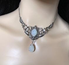 Gothic Antique, Ornate Necklace, Friends Necklace, Victorian Accessories, 4 Sisters, 4 Friends, Silver Head Piece, Historical Jewellery, Victorian Wedding