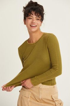 This Waffle Knit Long Sleeve Top Offers A Comfortable And Stylish Addition To Your Wardrobe. Featuring A Classic Crew Neck And A Relaxed Fit, It's Perfect For Layering Or Wearing On Its Own. The Soft Fabric Provides All-Day Comfort, Making It An Essential Piece For Any Casual Look. 100% Cotton Winter Green Waffle Knit Top, Waffle Knit Top For Winter Layering, Winter Waffle Knit Top For Layering, Waffle Knit Long Sleeve, Knit Long Sleeve, Long Sleeve Knit Tops, New Arrival Dress, Waffle Knit, Sale House