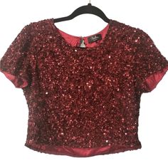 Parker Black Burgundy Silk Sequin Short Sleeve Cropped Evening Party Top Size 6. 100% Silk. Lining Is 100% Polyester. Nwot. Attached To The Garment Are Additional Sequins If Needed. Navy Blue Crop Top, Metallic Crop Top, Denim Bustier, Sequin Short, Linen Crop Top, Patterned Crop Top, Satin Crop Top, Sequin Crop Top, Strap Crop Top