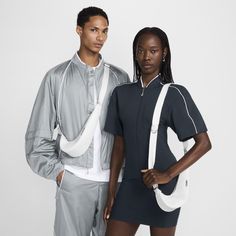 Add a little "je ne sais quoi" to your lineup with this unique collab that is large enough to hold your small essentials. Nike Jacquemus, Chanel Lego, Nike X Jacquemus, Summer Holiday Essentials, Bag Nike, Jacquemus Bag, Bridal Shoes Flats, Structured Design, Baby Changing Bags