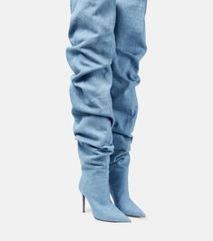 High Fashion Outfits, Amina Muaddi, Point Shoes, Light Blue Jeans, Fashion High Heels, Boots Women, Fall Fashion Outfits, Girls Boots, Fashion Items