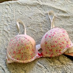 Floral Push Up Cute Bra Casual Spring Bra, Feminine Beach Bra For Spring, Feminine Stretch Bra For Spring, Feminine Spring Beach Bra, Spring Floral Print Multicolor Bra, Spring Feminine Bra With Floral Print, Feminine Spring Bra With Floral Print, Feminine Floral Print Bra For Spring, Feminine Spring Floral Print Bra