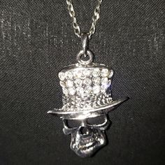 Nwot Big Skull Top Hat Pendant Long Chain With Lobster Closure Skull Measures 2" X 2" Halloween Skull Chain Jewelry, Punk Style Silver Jewelry As Fashion Accessory, Punk Jewelry With Lobster Clasp For Parties, Nickel-free Skull Jewelry For Party, Skull Top Hat, Oversized Necklace, Rhinestone Skull, Skull Top, Goth Punk