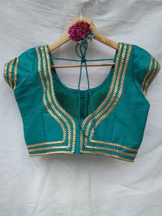 Handmade Women Saree Blouse, Indian Sari Blouse, Mint Green Sari Blouse, Women Blouse, Crop Top For Women, Saree Blouse, Fancy Crop Top Description: Fabric: Raw Silk Color: Same As Pic Back Open Blouse Available In Many Colors Green Anarkali Top For Party, Green Tops For Diwali Party, Green V-neck Blouse With Pallu, Cutdana V-neck Blouse For Festivals, Elegant Green Top With Self Design, Green Top For Wedding And Navratri, Embroidered Semi-stitched V-neck Blouse, Anarkali V-neck Top For Festivals, Fitted V-neck Blouse With Zari Work