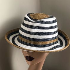 New And Never Worn White Brimmed Fedora For Kentucky Derby, White Fedora Hat For Kentucky Derby, White Panama Hat With Short Brim For Spring, Casual White Boater Hat With Flat Brim, White Fitted Fedora Sun Hat, White Fitted Fedora Straw Hat, Fitted White Fedora Sun Hat, White Flat Brim Panama Hat For Spring, White Fedora Sun Hat For Kentucky Derby