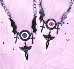 Creepycute necklace with EYES bat wings cross o-ring. Perfect jewelry for styles like: cute harajuku, menhera, kawaii, gothic, pastel goth, altcore 2 color of EYE: PINK / TURQUOISE LENGHT: ~45cm (17.72) plus 5cm (1.97) of regulation if you're looking for more necklaces: https://www.etsy.com/shop/MiyakaBizu?ref=seller-platform-mcnav&section_id=22229407 ATTENTION! Estimate shipping time is about 1-2 weeks to EU and 3-5 weeks to outside the EU. If you don't receive your order within limit time plea Goth Jewelry Diy, Pastel Goth Choker, Menhera Fashion, Pastel Goth Halloween, Pink Alt, Gothic Pastel, Goth Ring, Goth Choker, Goth Halloween