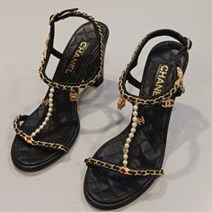 Chanel New Interlocking Black T-Strap Sandals Brand New Size 41 Made In Italy Offers Welcome Wooden Platform Sandals, Brown Strappy Sandals, Chanel Heels, Chanel Espadrilles, Shoes Chanel, Black Strappy Heels, Gold Sandals, Jelly Sandals, T Strap Sandals