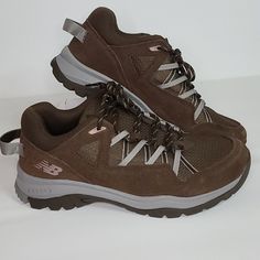 Nwot New Balance Women's Trail Walking Shoes 669v2 New Balance Lace-up Walking Shoes With Boost Midsole, New Balance Leather Sneakers For Outdoor, New Balance Synthetic Walking Shoes, New Balance Walking Shoes With Rubber Sole, New Balance Lace-up Walking Shoes With Rubber Sole, New Balance Hiking Sneakers With Cushioned Footbed, Brown Closed Toe Sports Sneakers, Brown Closed Toe Sneakers For Sports, Sporty Brown Closed Toe Walking Shoes