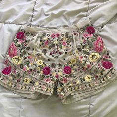 Haute Hippie Floral Embroidered Shorts Size 2 But Runs Large, Beautiful Detail And Never Worn. Originally $695 Selling For $150 Embellished Pink Bottoms For Spring, Pink Embellished Bottoms For Spring, Pink Bohemian Shorts For Spring, Bohemian Pink Shorts For Spring, Bohemian Bottoms With Multicolor Floral Embroidery, Bohemian Bottoms With Floral Embroidery For Vacation, Embroidered Pink Cotton Bottoms, Bohemian Floral Embroidered Bottoms For Vacation, Pink Embroidered Cotton Bottoms