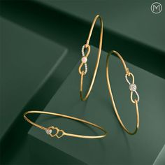 Daily Wear Bangle Designs, Bracelet Bangles For Women, Braslet Gold Women Fashion, Gold Simple Bangles, Simple Bangle Designs Gold, Bangels Designes Gold For Women Simple, Gold Simple Design Bangle Bracelet, New Bracelet Designs Gold For Women, Gold Bracelet Designs For Women