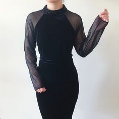 Vintage little black dress. Beaded collar. Beautiful black velvet.  Excellent vintage condition Material: 90% polyester, 10% spandex. label size 14, more like a modern M/L. Model is 5'5'', 128 lbs, usually US size 5, too big on her, pinned in the back for picture purpose.  Flat measurements: bust: 19'' (38'' around), can be stretched a little bit waist: 18'' (36'' around), can be stretched a little bit. length: 39'' Follow us on Instagram (oldgemvintage) for more choices! Please ask me about int Midi Dress Formal, Black Velvet Dress, Lace Midi Dress, Beaded Dress, Style Expert, Mesh Dress, Velvet Dress, Dress Clothes For Women, Evening Gowns