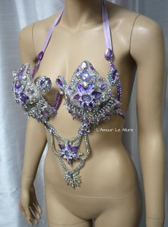 Halloween Burlesque, Lavender Diamond, Belly Dancing Classes, Show Girl, Rave Costumes, Burlesque Show, Belly Dance Outfit, Dance Outfit, Rave Bra