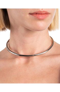 Subtle hammering gives an organic-inspired feel to this gleaming collar necklace designed to top your stack. 1/4" width Imitation-rhodium plate Imported Silver Polished Choker Jewelry, Modern Polished Choker Jewelry, Chain Necklace Outfit, Chunky Gold Jewelry, Boho Lifestyle, Alexis Bittar Jewelry, Collar Choker, Necklace Collar, Chunky Jewelry