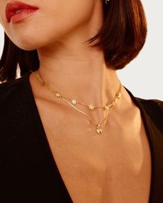 Daisy Necklace | En Route Jewelry En Route Jewelry, Golden Treasure, Be Fearless, Daisy Necklace, Romantic Jewellery, Heart Hair, Gold Heart Necklace, Heart Beat, Wing Earrings