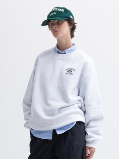 Composition : Cotton/PolyCountry of Origin : Vietnam Classic Winter Sweatshirt With Letter Print, Oversized Casual Sweatshirt With Fleece Lining, Casual Athletic Heather Sweatshirt For Winter, Gray Winter Sweatshirt For Everyday, Gray Everyday Winter Sweatshirt, Athletic Heather Crew Neck Sweats For Winter, Winter Athletic Heather Crew Neck Sweats, Winter Crew Neck Sweats In Athletic Heather, Winter College Sweatshirt With Ribbed Collar