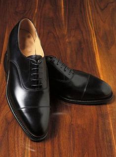 Kingsman Gadgets, Formal Mens Shoes, Office Shoes Men, Wedding Shoes Men, Mens Party Wear, Double Monk Strap Shoes, Shiny Shoes, Tokyo Street Fashion, Oxford Shoe