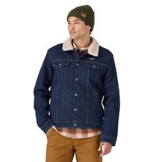 When the open road turns a cold shoulder  pull on the welcoming warmth of the Patagonia Pile-Lined Trucker jacket. It's made from 100% organically grown cotton and has a 14-wale corduroy exterior. Patagonia Torrentshell, Trucker Jacket Men, Op Logo, Mens Flannel Shirt, Open Road, Trucker Jacket, Rei Co-op, Rugby Shirt, Pullover Men