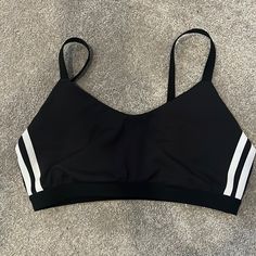 New Without Tags Adidas Sports Bra Adidas Bra, Gym Bra, Adidas Sports Bra, Sport Bras, Casual School Outfits, Adidas Sport, Adidas Black, Bra Top, Sports Bras