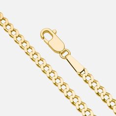 The name bracelet with curb chain is the piece you'll never want to take off. Customize this bracelet with your name, nickname, or word of choice, and create a one-of-a-kind design that will add a trendy touch to any outfit.