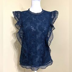 Guest Editor Lace Short Sleeve Blouse. Excellent Condition Size/Small Fitted Blue Lace Top For Summer, Elegant Blue Lace Top For Summer, Fitted Blue Lace Top Blouse, Chic Blue Lace Top For Summer, Blue Ruffled Sleeveless Blouse, Chic Blue Blouse With Lace Top, Chic Blue Lace Top Blouse, Boho Pullover, Amanda Uprichard Dress