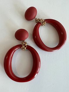 Huge Brick Red Hoops With Goldtone Chain Statement Earrings - Etsy Vintage Earrings 70s, 70s Jewelry Disco, 70s Accessories, 70s Earrings, 70s Costume, Vintage Statement Earrings, Glamour Jewelry, 70s Jewelry, 80s Disco